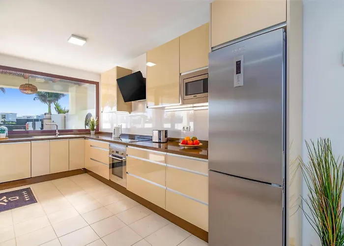 Lorena By Playa Blanca (Lanzarote)